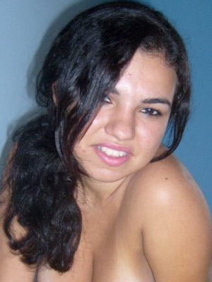 Text and make contact with Leah, want to chat dirty and share discreet relationship secretly.