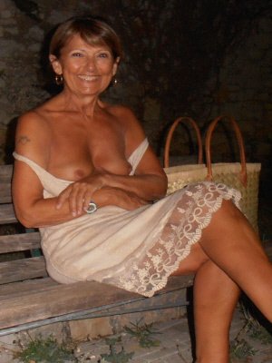 Gill, 53 from Greater London | XXX Sex Contacts