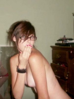 Leah7, 23 from Wiltshire | XXX Sex Contacts