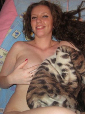 Laura5, 25 from Greater London | XXX Sex Contacts