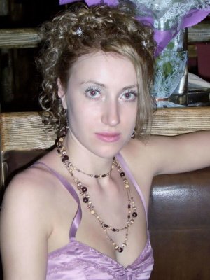 Breathtakingly, stunningly beautiful blonde looking for fantasy roleplay, sex text and nsa adult fun with men and women